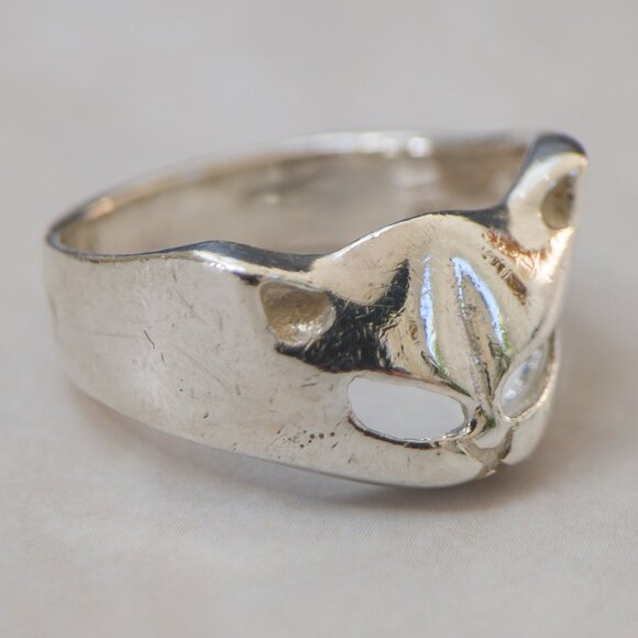 Sterling Silver Cat Mask Ring – Open Eyes, Size 5.5, 3.45 g - Picture 5 of 13